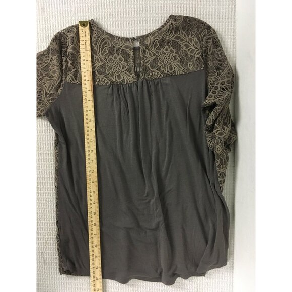 Maurices Womens Lace Overlay Top Size L 3/4 Sleeves Brown Gray Sheer Front - Picture 11 of 14